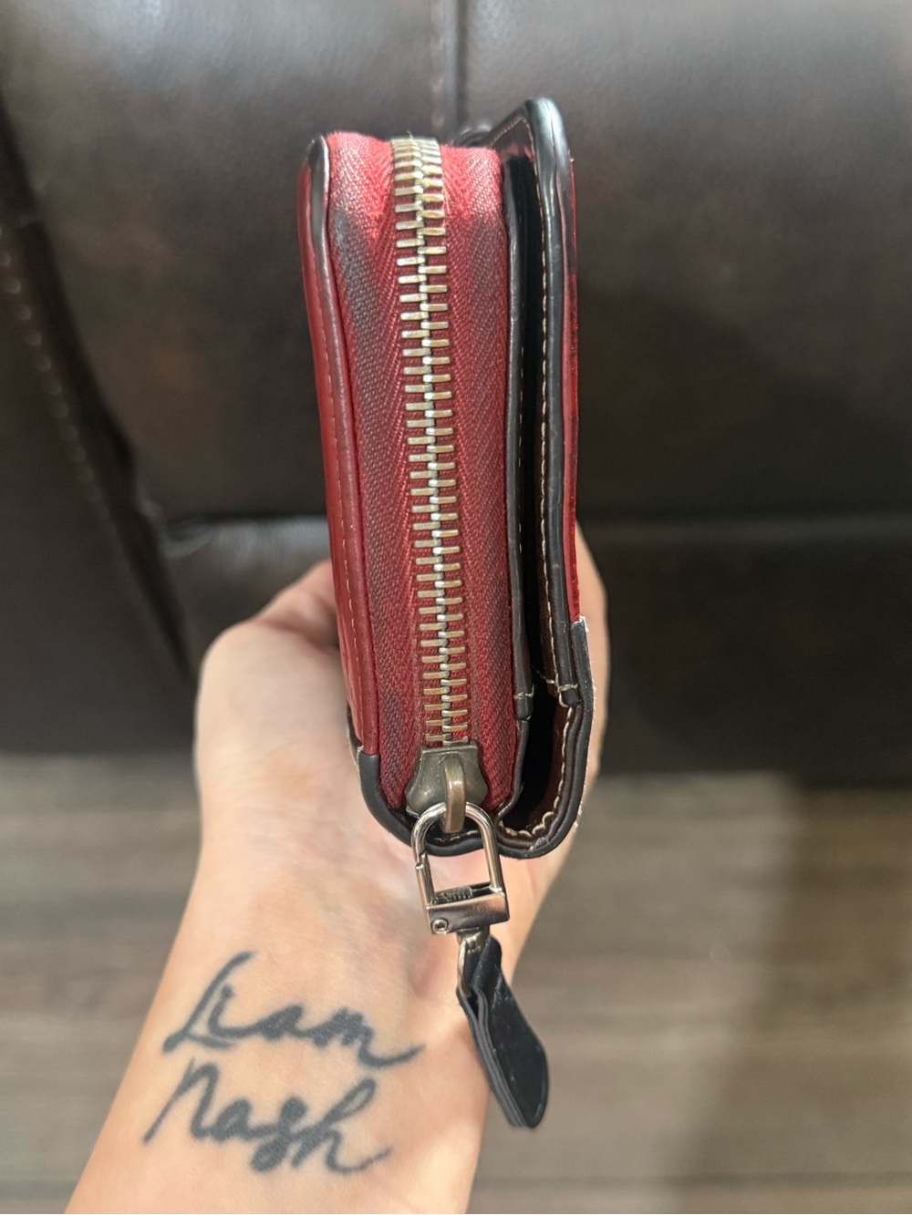 Vintage Dooney & Bourke AWL Wallet Red Black All Weather Leather Organizer RARE - Picture 3 of 8